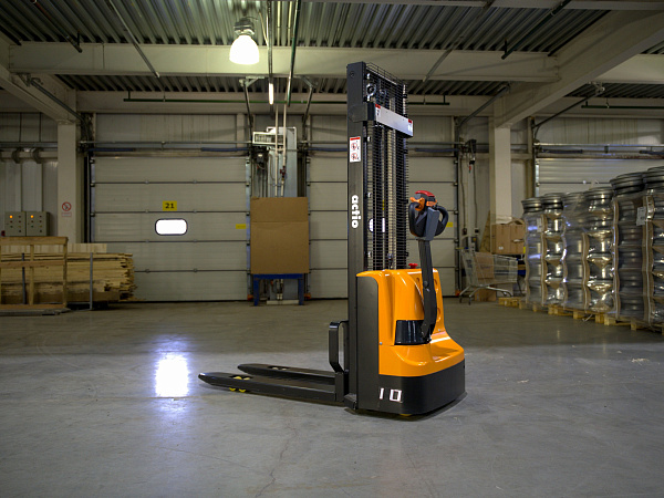 Электроштабелер ACTIO CL1030J (1 тонна)