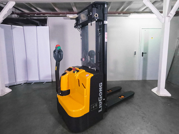 Электроштабелер LiuGong CLG2S012-WF3 (1,2 тонны)